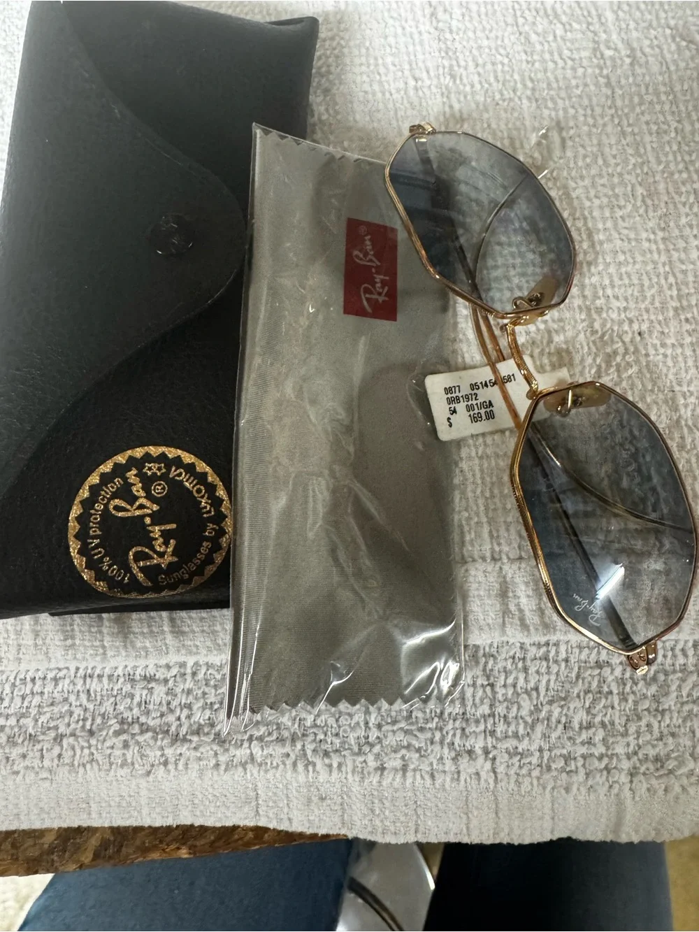 Ray-Ban Women’s Gold Frame Gray Gradient Octagon Sunglasses new wth tags wow